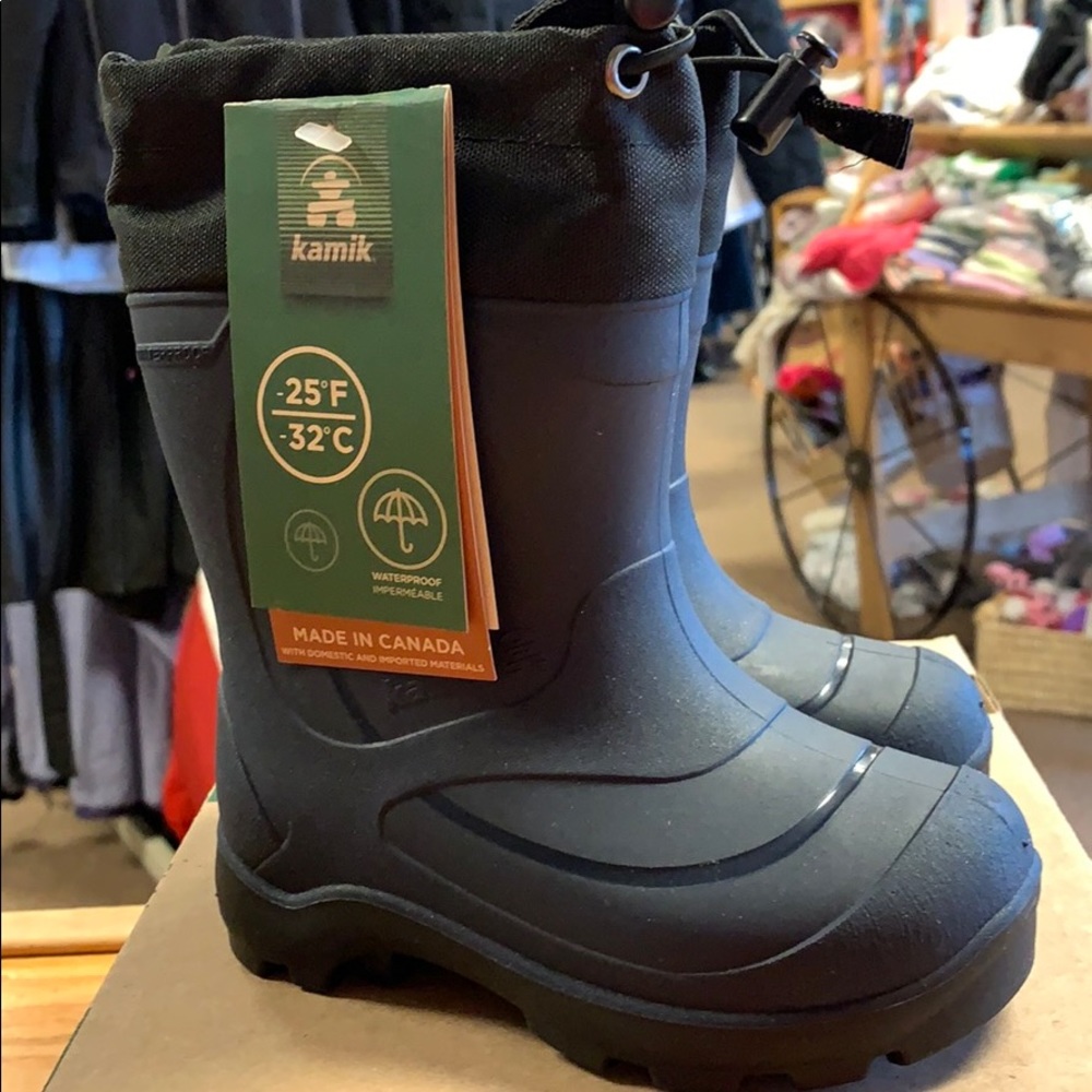 Kamik winter boots boy girl toddler size 8 new